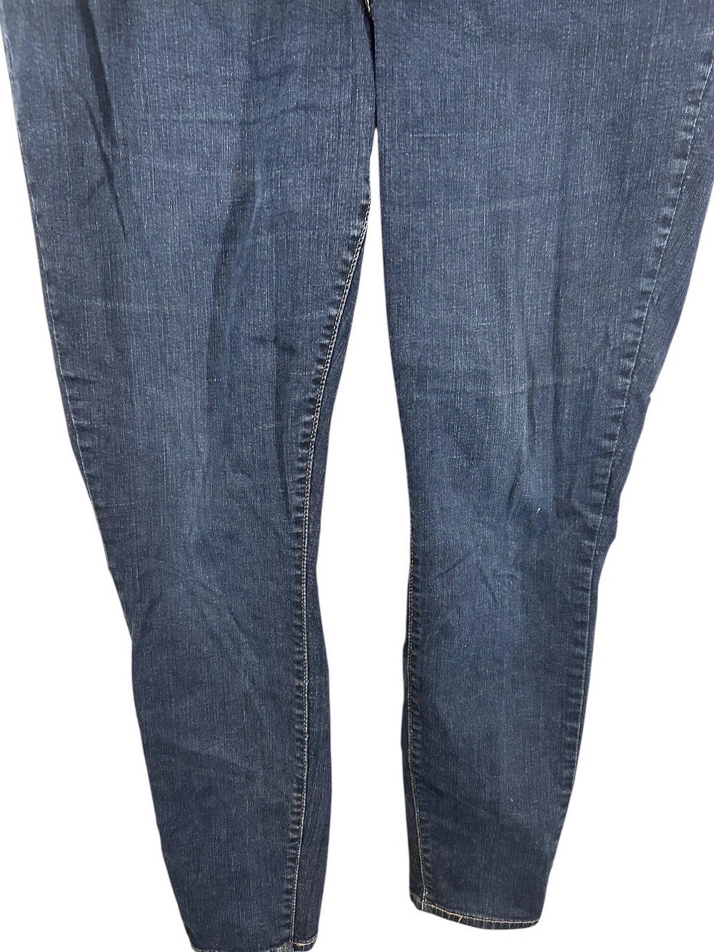 Levi Strauss Signature Gold Pull on Skinny Totally Shaping Jeans womens 18L - Picture 3 of 13